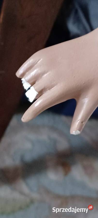 W POZNANIU KUP SYGNOWANA UBYTEK PORCELANA LALA Kiekrz