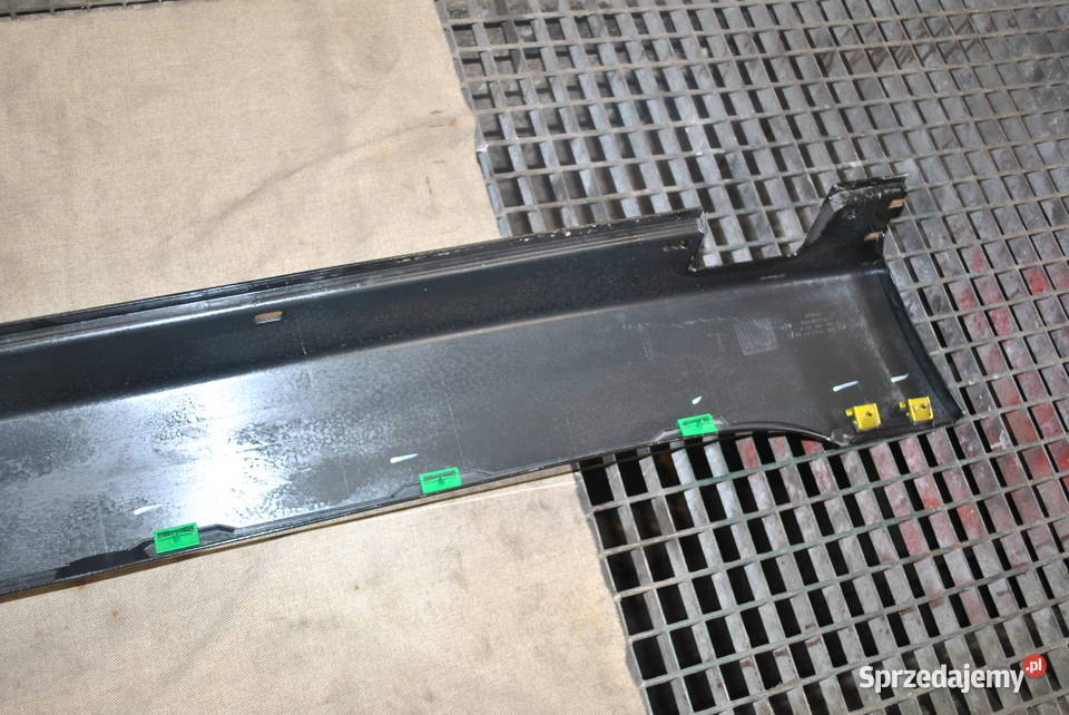 Nakłądka produ lewa strona BMW E60 E61 PRZEDLIFT osobowe Poręba sprzedam