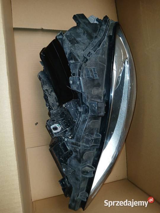 Mercedes gla lift A1569067000 lampa prawa full Kraków