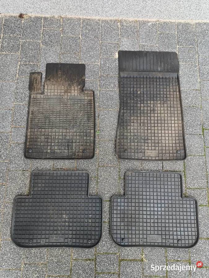 Dywaniki gumowe BMW E46 komplet zimowe Tczew sprzedam
