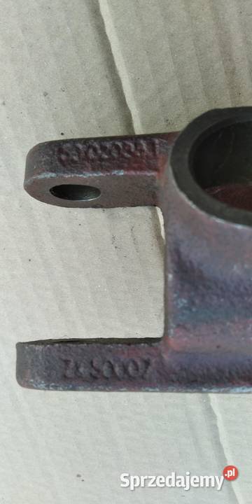 Ursus C330 korpus wieszaka prawego PRL Bychawa sprzedam