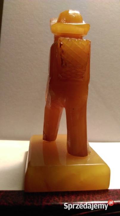 SprzedamRzeźba Rybak z wędkąBursztynbakelit Nakło nad Notecią