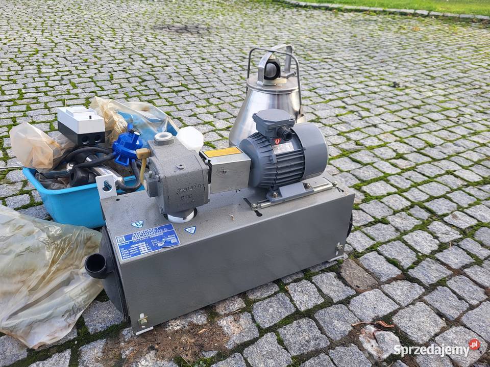 Dojarka alfa laval nieuszkodzony Maszyny rolnicze Krobusz sprzedam