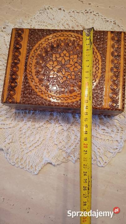 Szkatułka drewniana