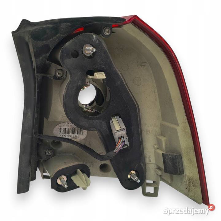 LAMPA LEWA Volvo V70 III 20072013 tylna tylnia