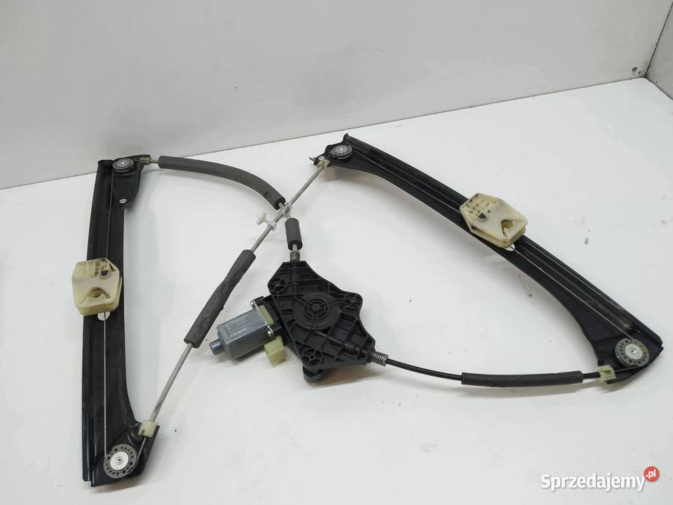 MECHANIZM SZYBY PRAWA PRZÓD 5Q0959802B Skoda
