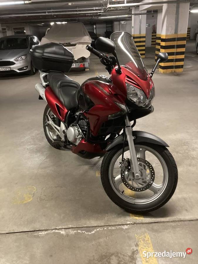 Honda Varadero 125 2013 czerwony mazowieckie Warszawa