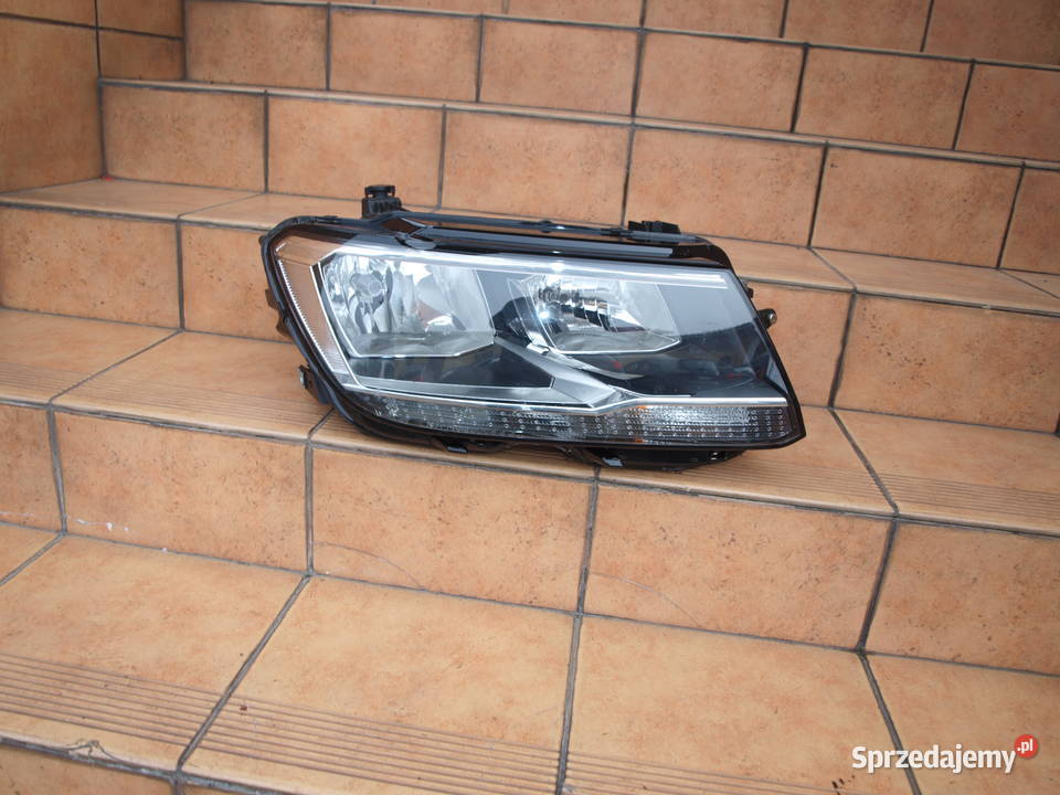 VW Tiguan lampa prawa przód zwykła 2016 2020r Kalisz