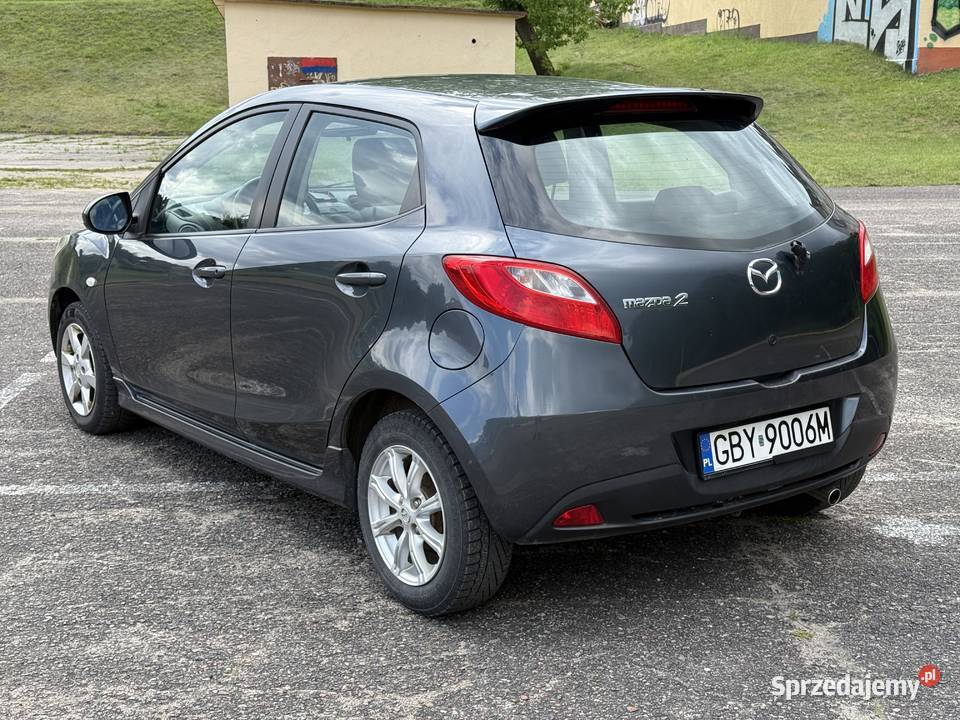 Mazda 2 13 benzyna 84 2012r faktura vat 23 Rok produkcji 2012