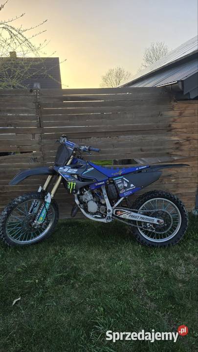 yamaha yz 125 dwa komplety plastików Raba Wyżna sprzedam