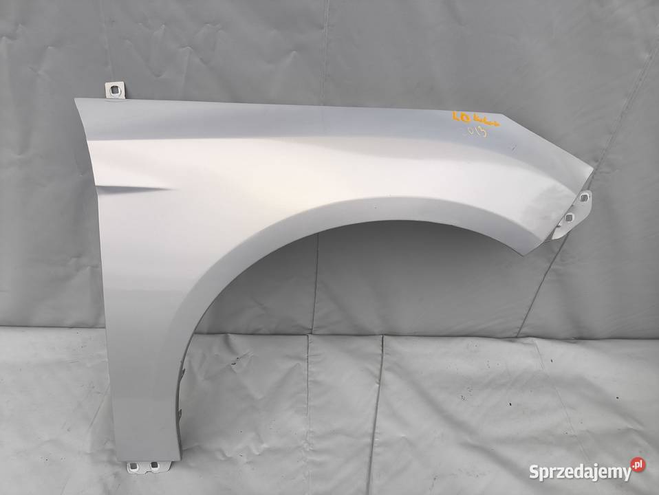 FORD FOCUS MK3 BŁOTNIK PRZEDNI PRAWY KOLOR LB osobowe Radom