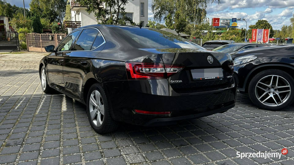 koda Superb 20 TDI 2017 El Klapa Manual Radar ASR (kontrola trakcji) Gdynia