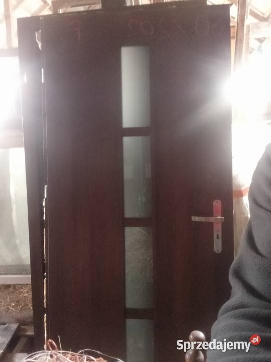 Drzwi wewnętrzne brązowe z ościeżnicą regulowane Czernikowo