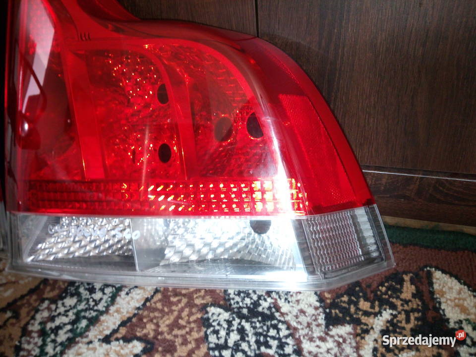 Volvo S60 lift Lampy tyłLampy tylne Rok produkcji 2006