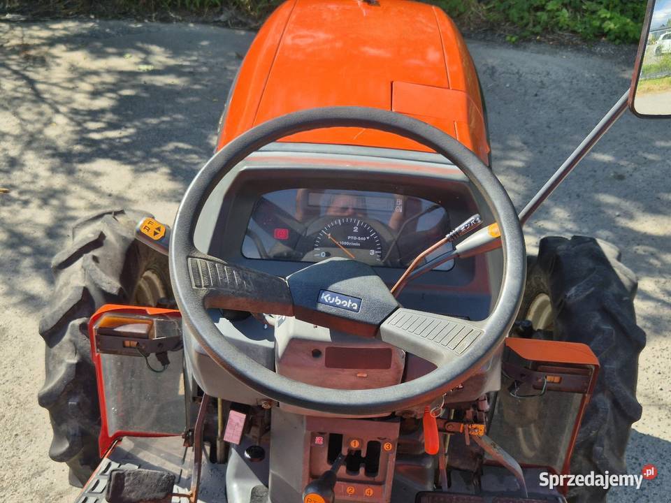 Traktorek traktor KUBOTA KL33D 44 Wspomaganie Małuszyn sprzedam