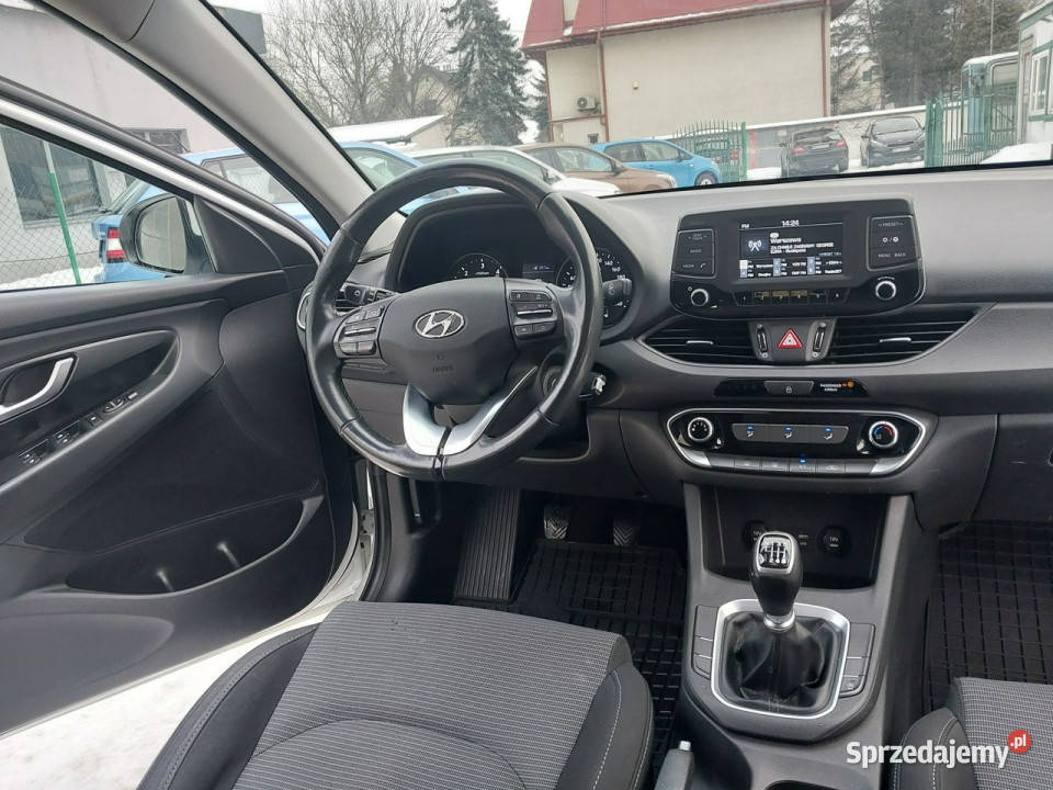 Hyundai i30 1819 kombi SALON serwis mocno bluetooth mazowieckie Warszawa sprzedam