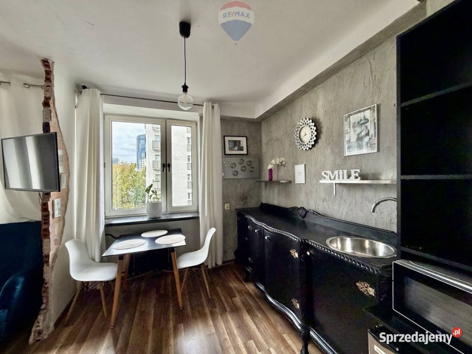 Super studio Verso Tower Chmielna Warszawa