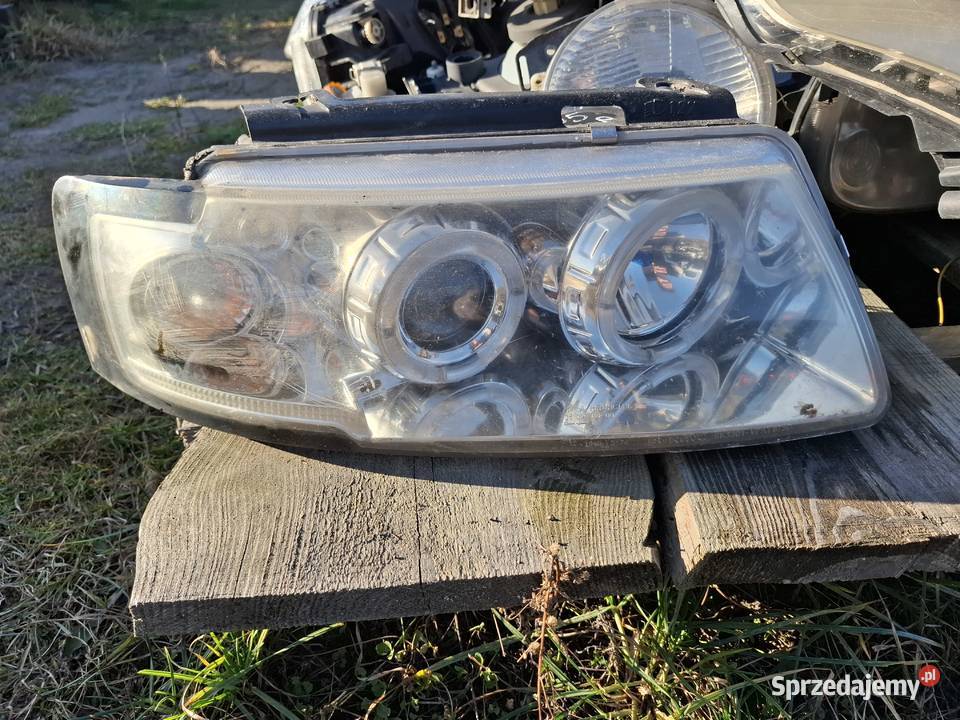 Lampa Prawa Przód Volkswagen Passat B5 Wisznice
