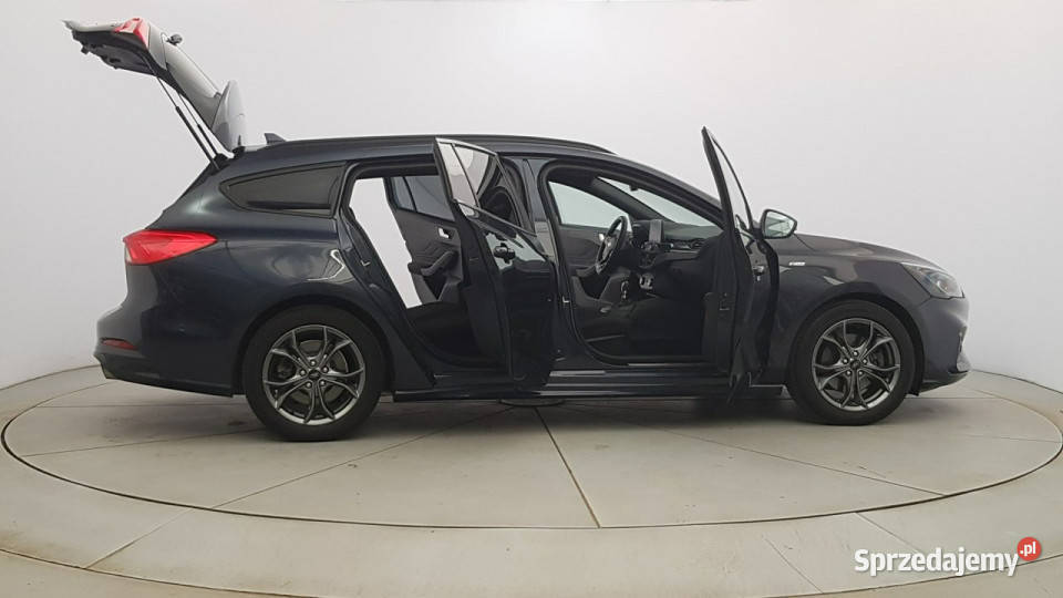 Ford Focus 10 EcoBoost mHEV STLine Z Polskiego pełny VAT Ford