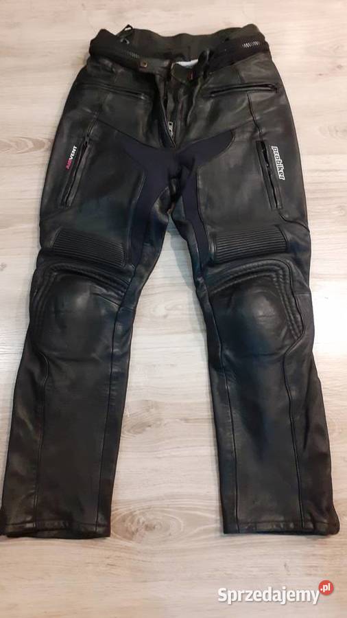 SPRZEDAM ubranie MOTOCYKLOWE kask