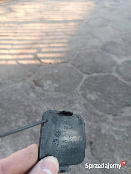 Zaślepka haka tylna A4 B8 8K5807441C