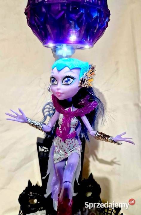Monster High lalka Astranova seria Boo York Mattel Biała Podlaska