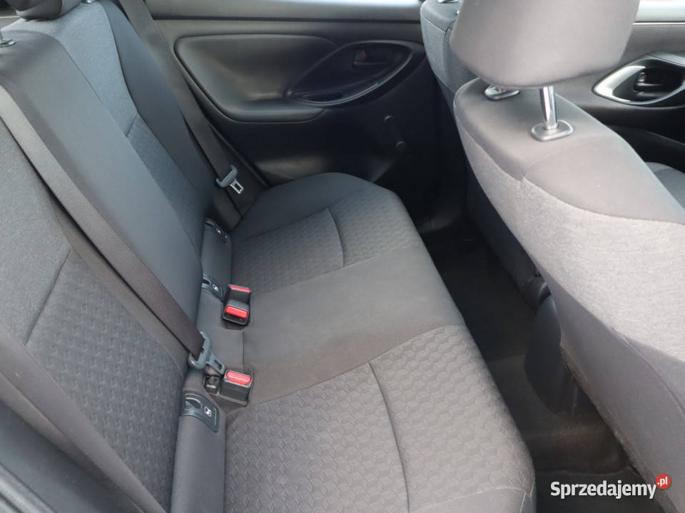 Toyota Yaris 15 VVTi wielofunkcyjna kierownica Piaseczno