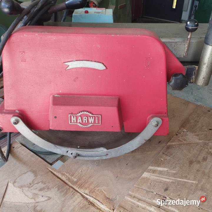 Piła radialna Harwi Silnik 22 kw 380 volt Boronów