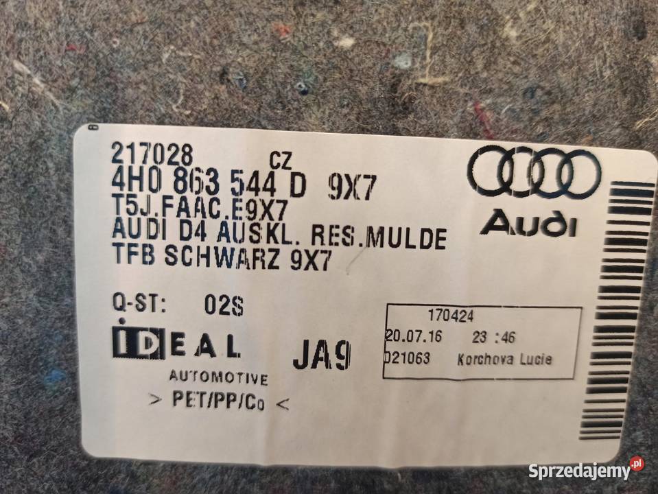 AUDI A8 D4 WYKŁADZINA WNĘKA BAGAŻNIAKA dolnośląskie