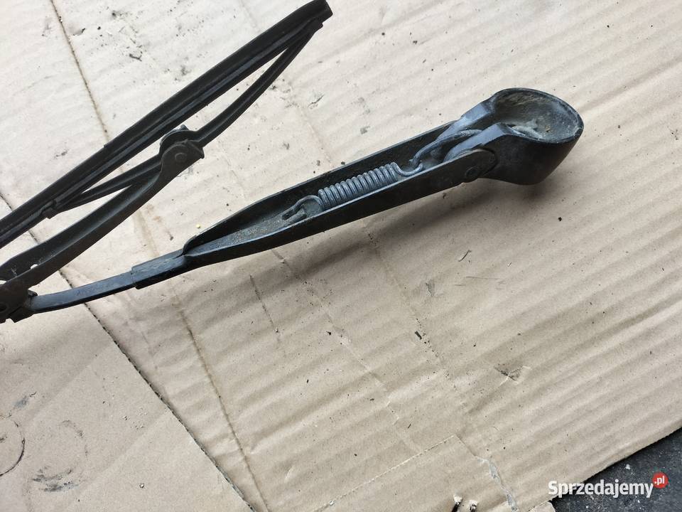 AUDI 80 B4 A6 C4 KOMBI RAMIE TYLNEJ WYCIERACZKI