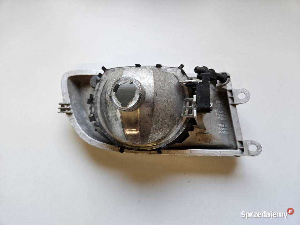 SKODA OCTAVIA II HALOGEN LEWY ZDERZAKA PRZÓD Międzychód
