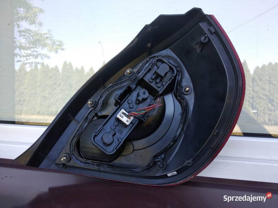 Nissan Almera N16 LIFT FL lampa tył tylna lewa Sieradz sprzedam