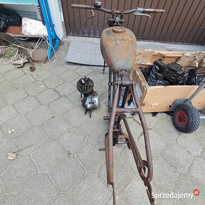 Motocyklvictoria100