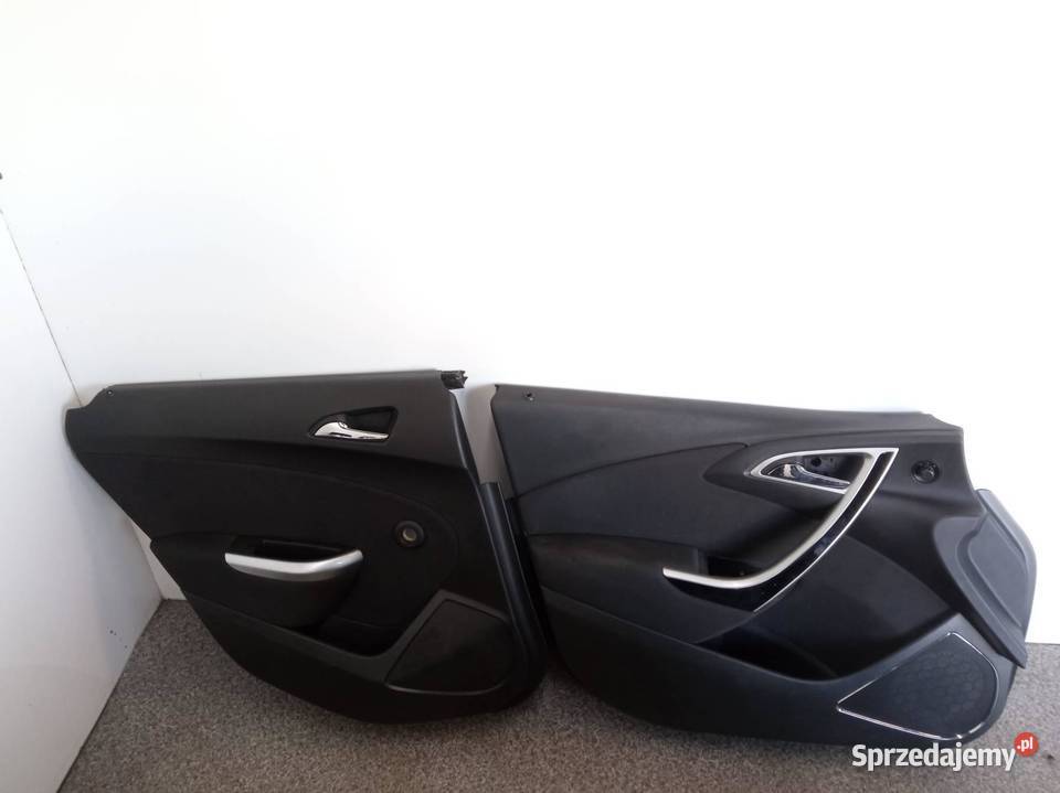 FOTELE KANAPA BOCZKI KOMBI GRZANE Opel Astra IV osobowe Fotele i kanapy