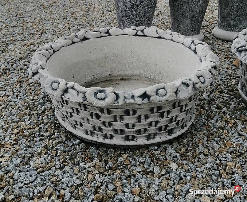DONICA OGRODOWA BETONOWA W110 Nysa