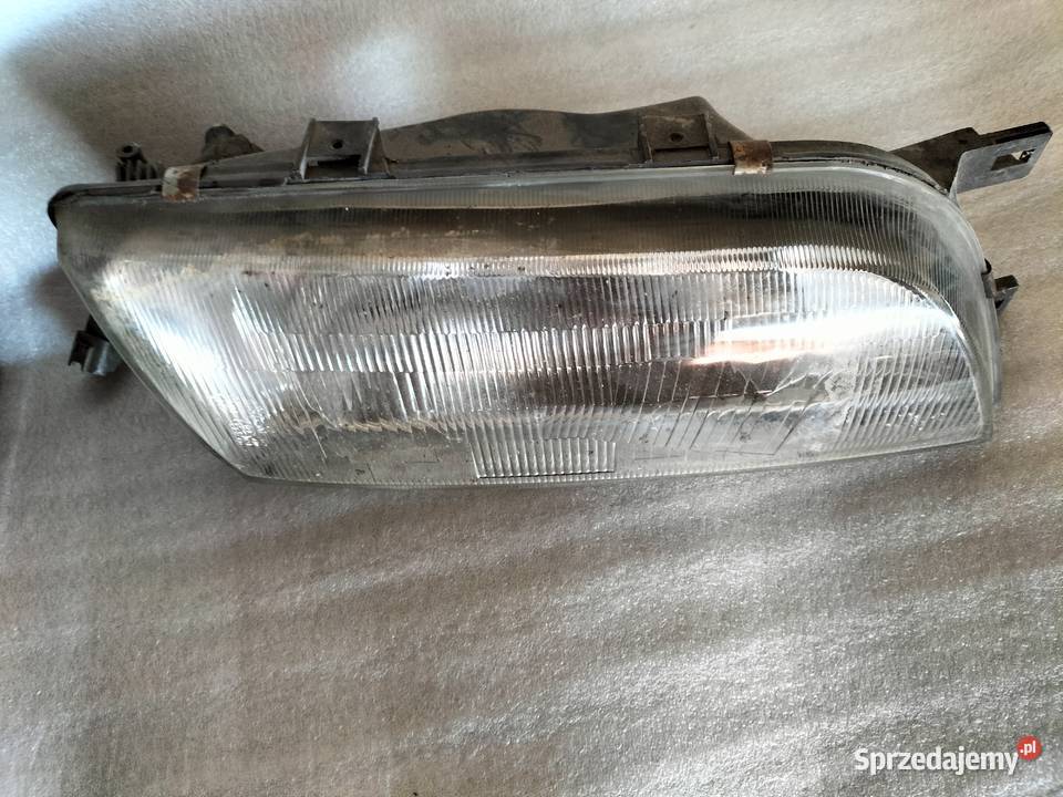 nissan almera n15 LAMPA PRAWA PRAWY PRZÓD lampy przednie Kamień-Kolonia