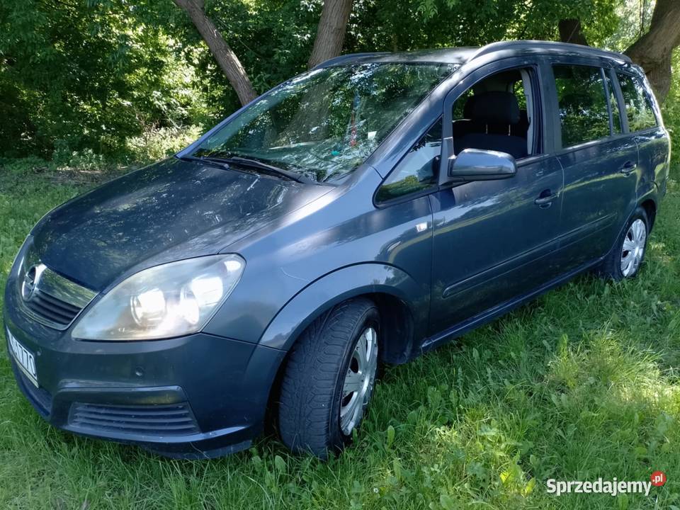 ZAFIRA B 16 Benzyna 7 miejsc hak sprzedam
