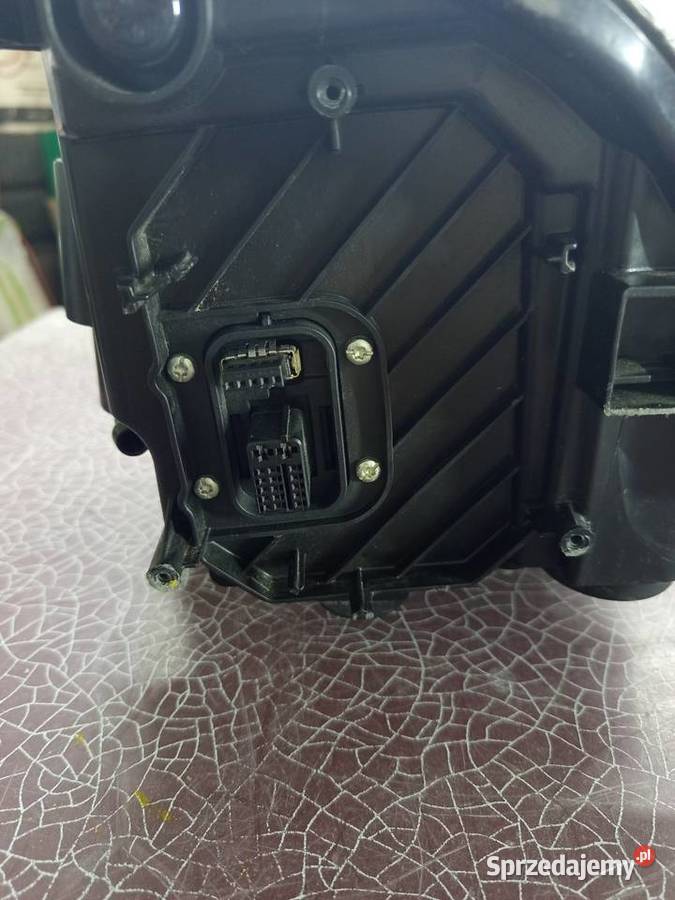 Lampa przednia Fiat 500 Xenon Rok produkcji 2016 Bolesławiec