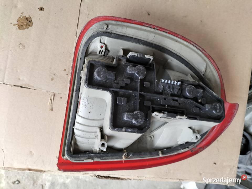 OPEL CORSA B LAMPA TYLNA TYŁ PRAWA Oświetlenie Kamień-Kolonia sprzedam