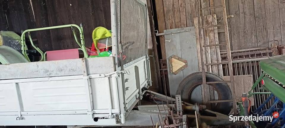 Rozrzutnik obornika wielkopolskie Roszki