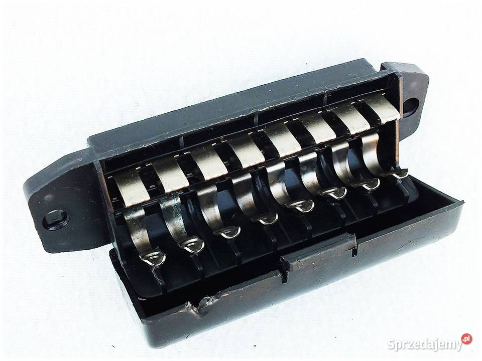 Skrzynka bezpieczników Fiat 126p na 8 Żary