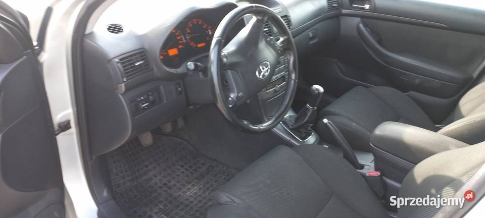 Toyota Avensis T25 18 LPG Hak Kombi Rok produkcji 2005 Skaryszew