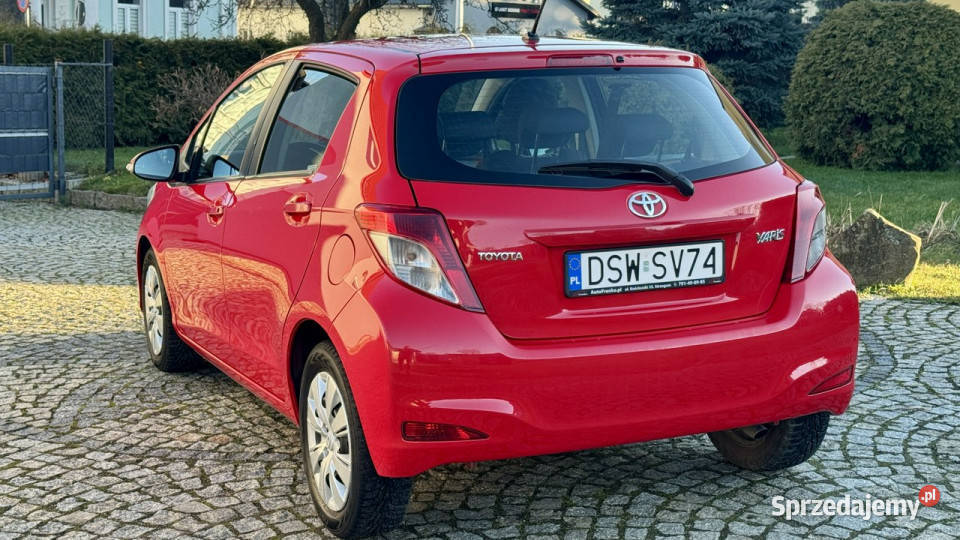 Toyota Yaris 13 Benzyna 100 SALON POLSKA 1 4/5 Strzegom