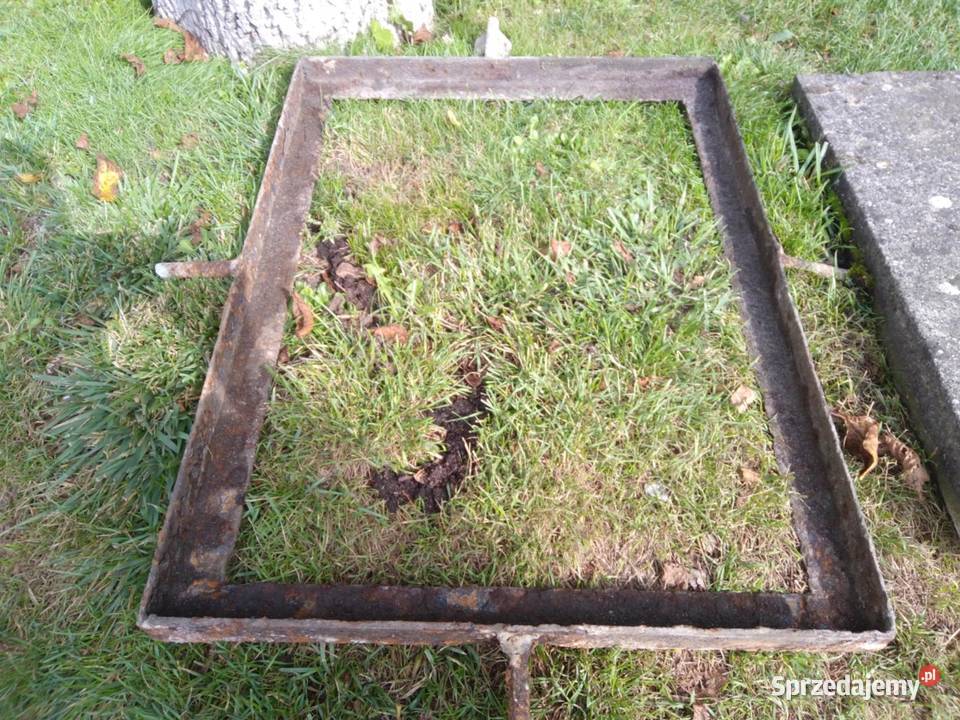 Właz betonowy cementowy dekiel pokrywa z Łódź