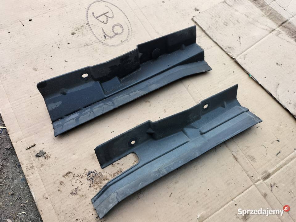 FORD MONDEO MK2 20 ŁAPACZ POWIETRZA OSŁONA PRAWA Kamień-Kolonia