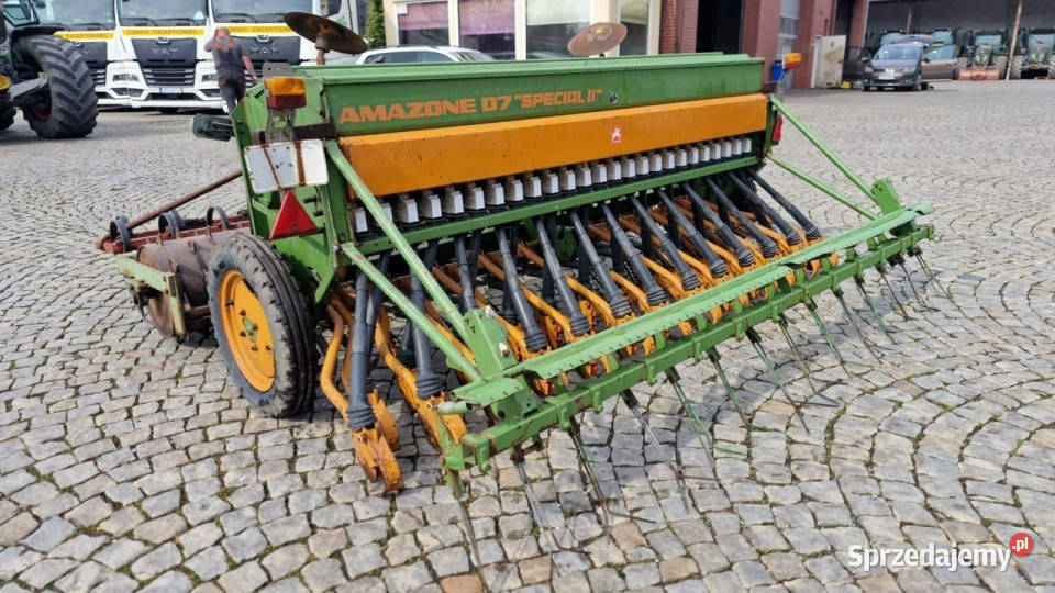 siewki i siewniki Amazone Siewnik AMAZONE D730 Głogówek