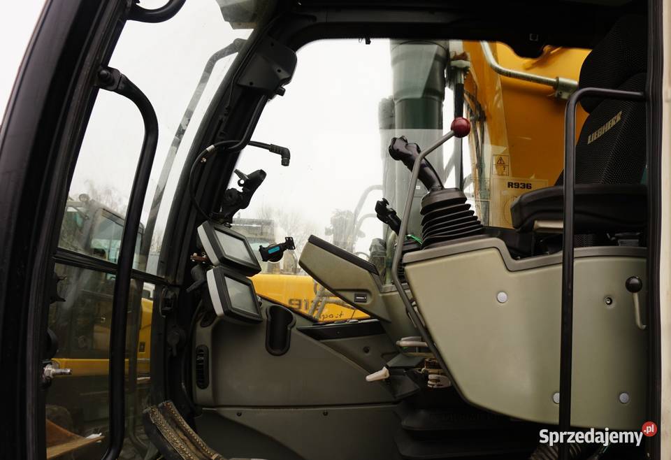 Koparka gąsienicowa Liebherr R 936 2016 świętokrzyskie Jeziorko