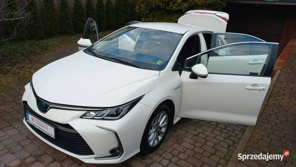 Toyota Corolla ECVT 18 Hybryda Pełna historia automatyczna pomorskie Gdańsk sprzedam