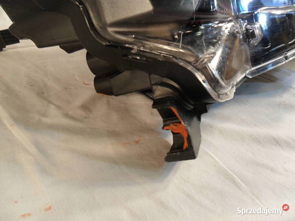 REFLEKTOR PRZÓD STRONA PRAWA NISSAN LEAF II ZE1 wielkopolskie Nowy Tomyśl