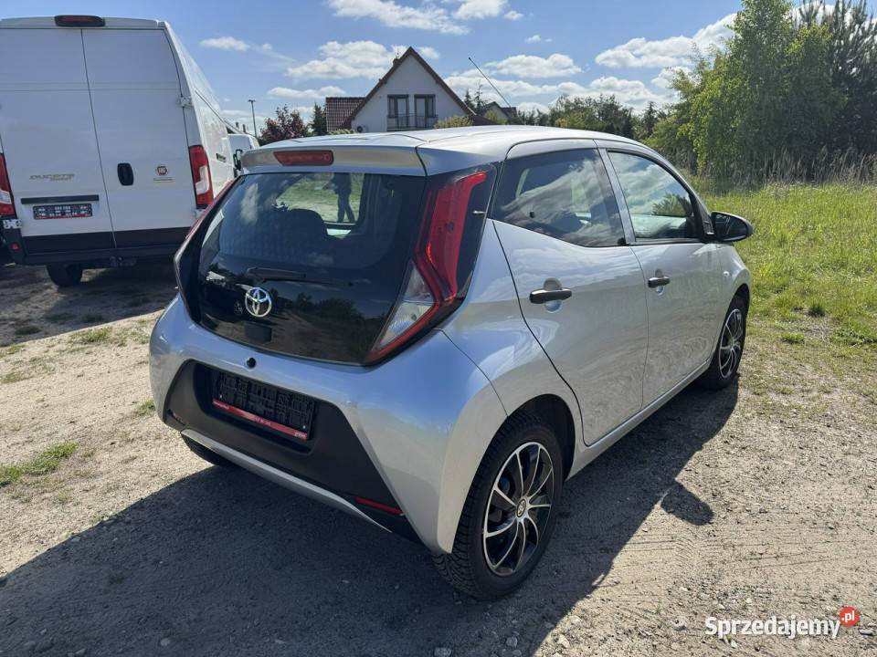 Toyota Aygo 10i 72 Przebieg 134794 53KW Kat II czujnik zmierzchu Turek